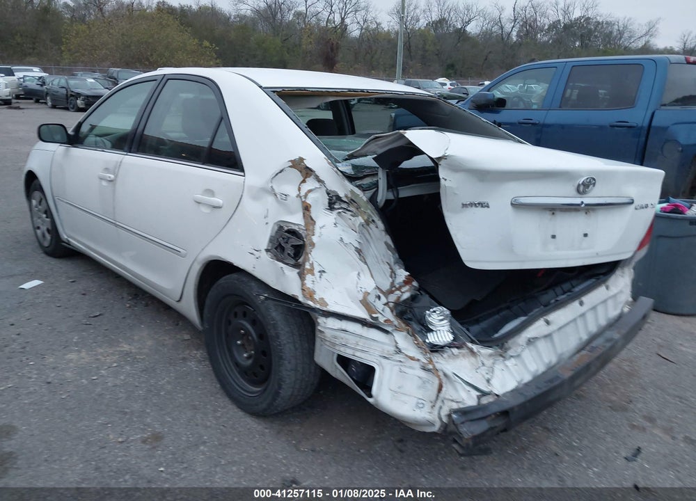 2005 TOYOTA CAMRY VIN: 4T1BE32K55U574311