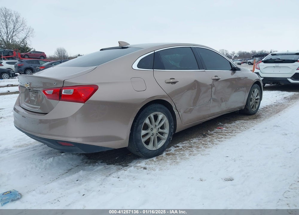 2018 CHEVROLET MALIBU LT VIN: 1G1ZD5ST1JF209738