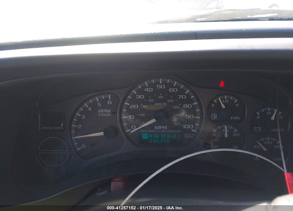 2002 CHEVROLET AVALANCHE 1500 VIN: 3GNEK13T52G229615