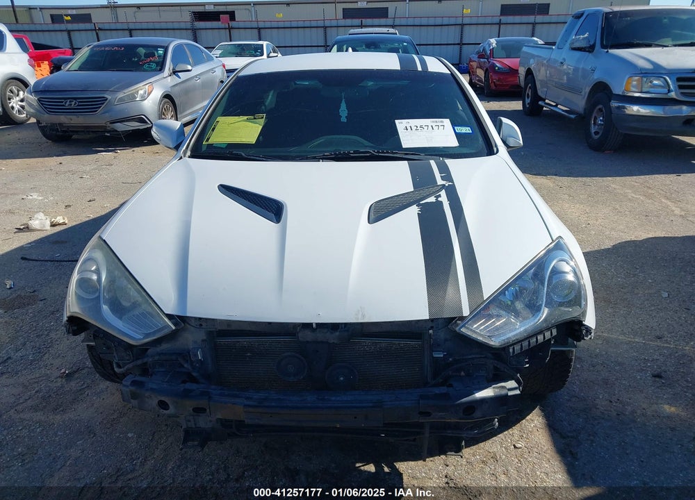 2015 HYUNDAI GENESIS 3.8 BASE VIN: KMHHT6KJ7FU129370