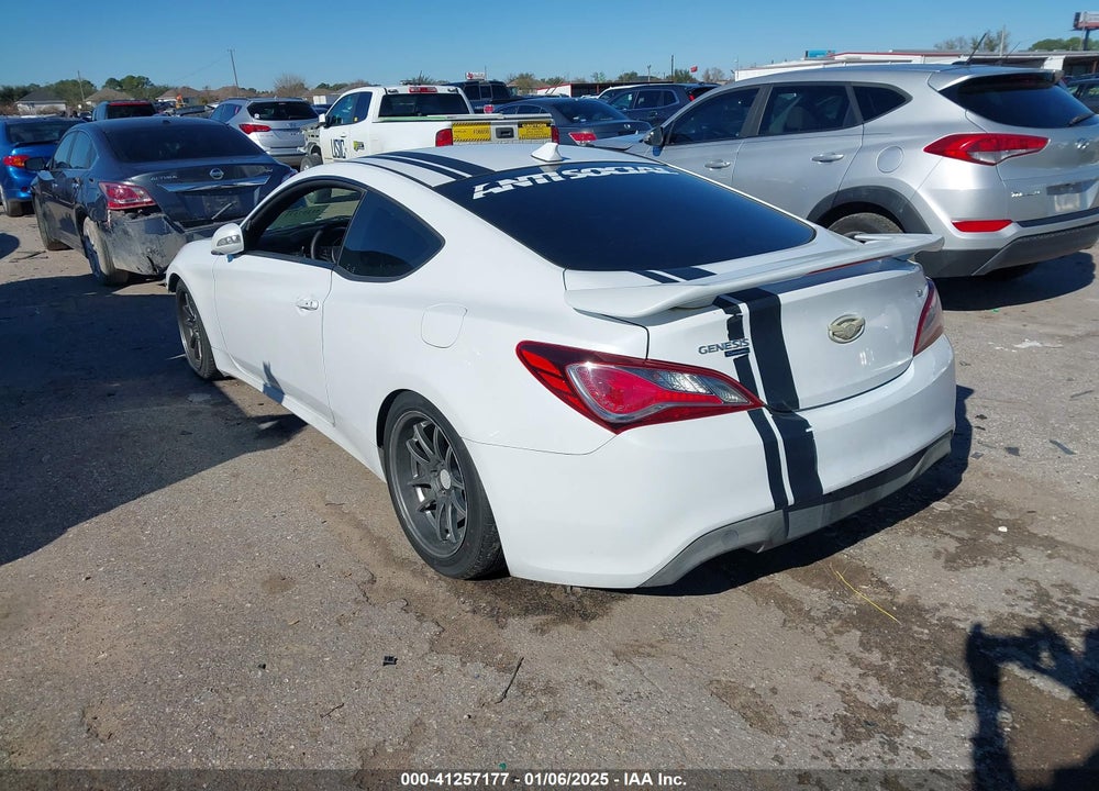 2015 HYUNDAI GENESIS 3.8 BASE VIN: KMHHT6KJ7FU129370