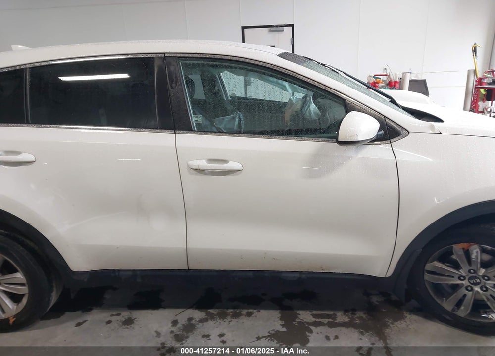 2017 KIA SPORTAGE LX VIN: KNDPM3ACXH7242648