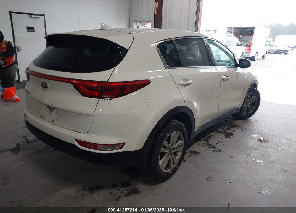 2017 KIA SPORTAGE LX VIN: KNDPM3ACXH7242648