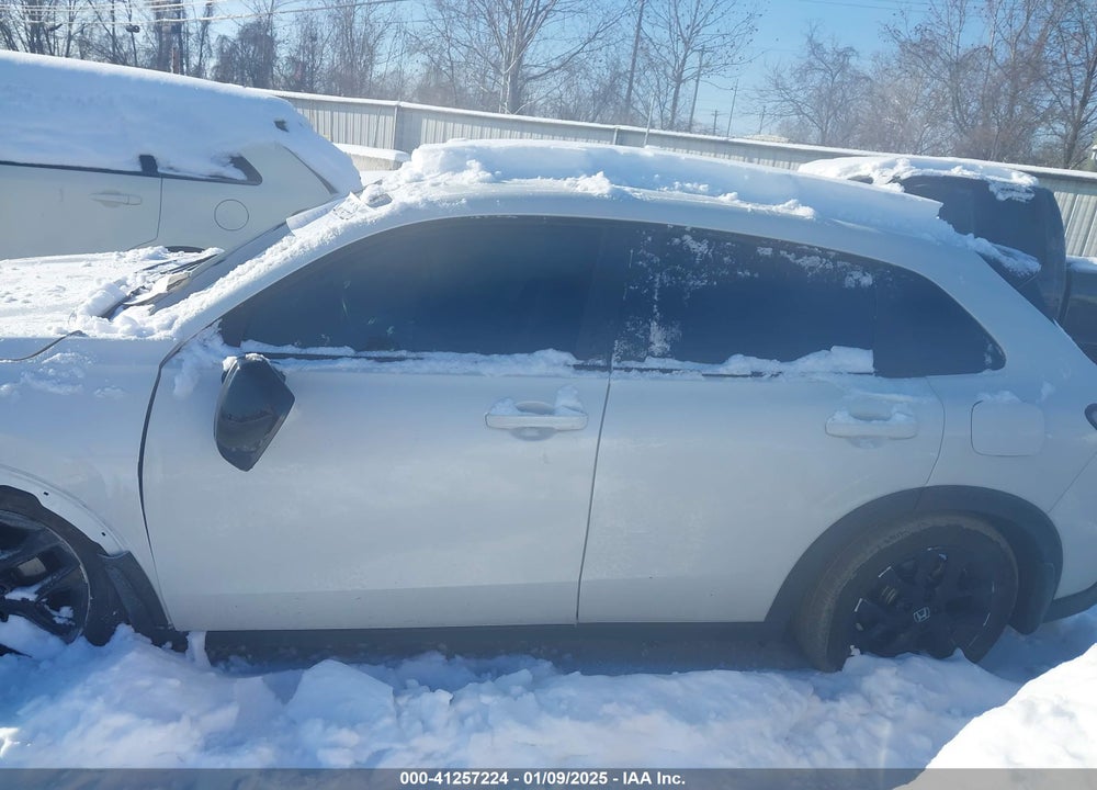 2023 HONDA HR-V VIN: 3CZRZ1H54PM724794
