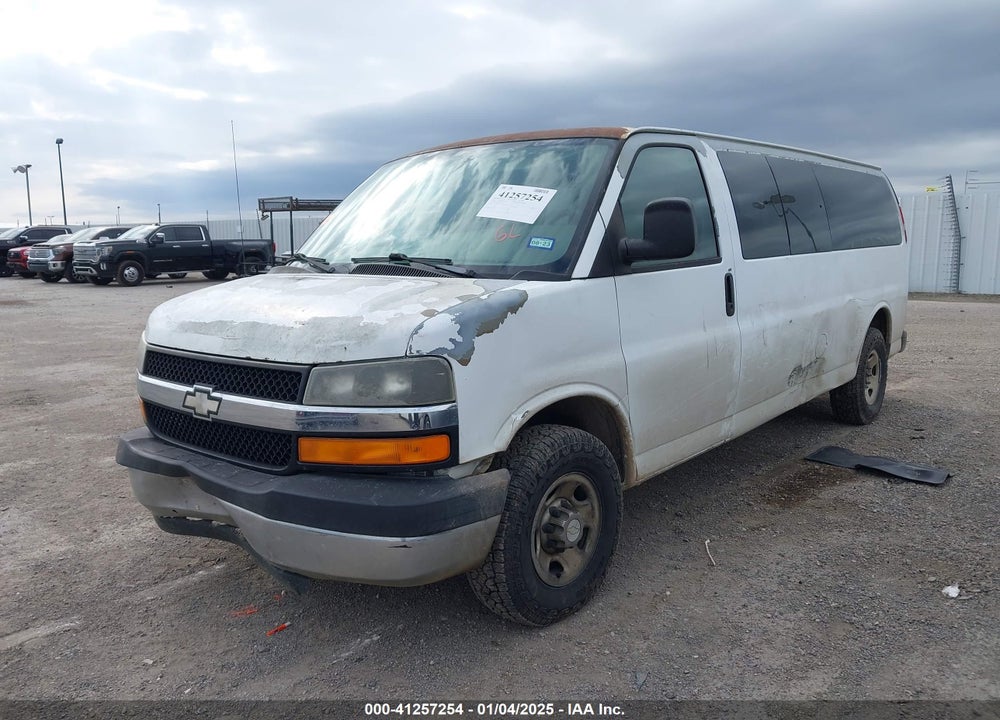 2008 CHEVROLET EXPRESS VIN: 1GAHG39K881142695