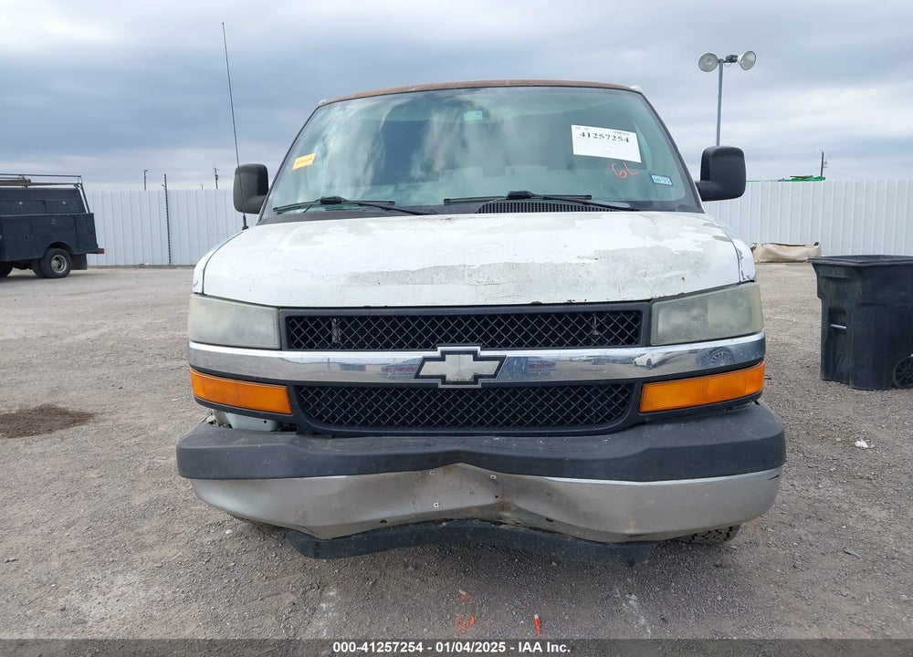 2008 CHEVROLET EXPRESS VIN: 1GAHG39K881142695