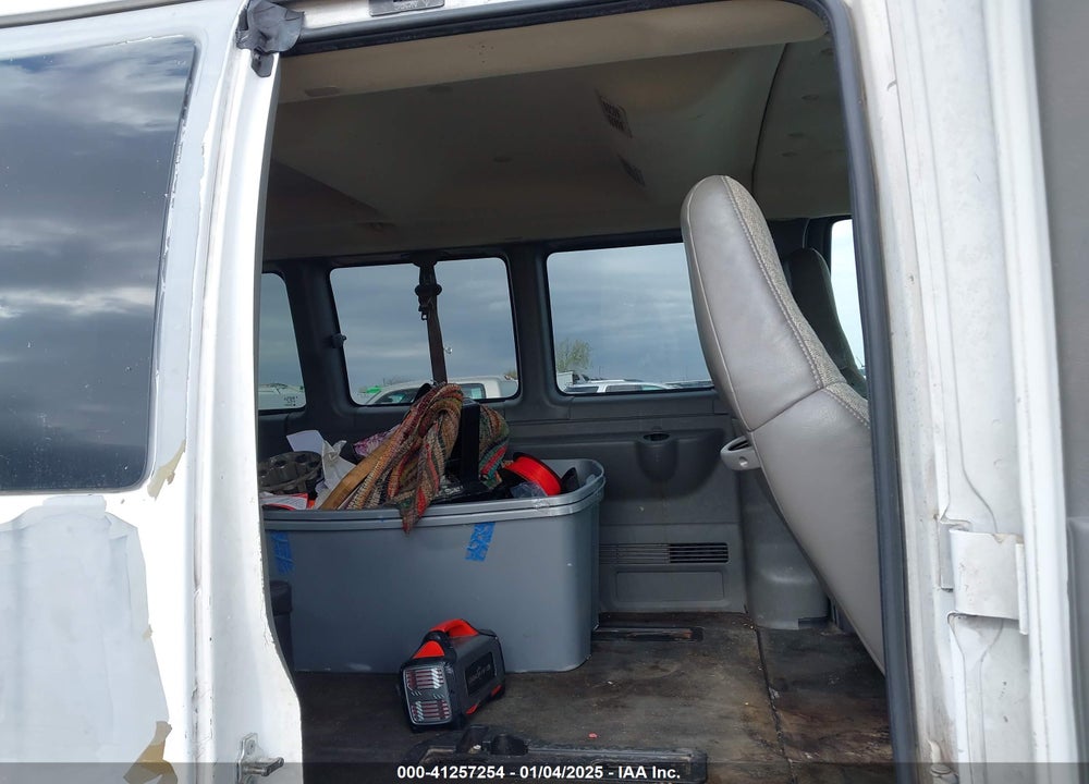 2008 CHEVROLET EXPRESS VIN: 1GAHG39K881142695