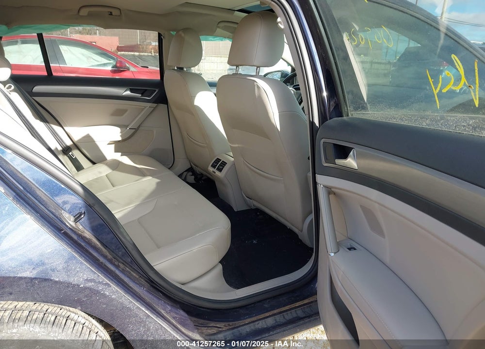 2017 VOLKSWAGEN GOLF VIN: 3VW217AU2HM009028