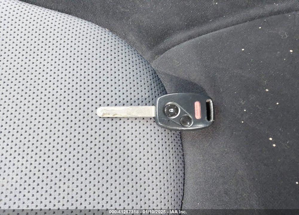 2008 HONDA FIT SPORT VIN: JHMGD37638S041011