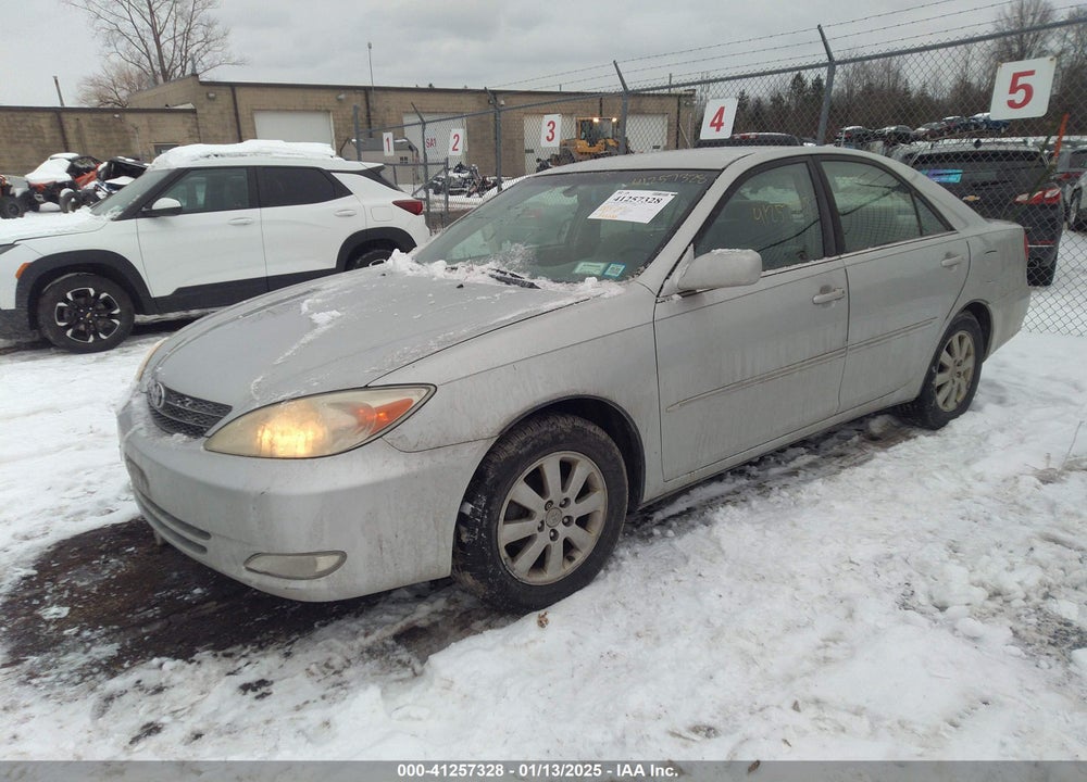 2003 TOYOTA CAMRY XLE VIN: 4T1BE30K33U135687