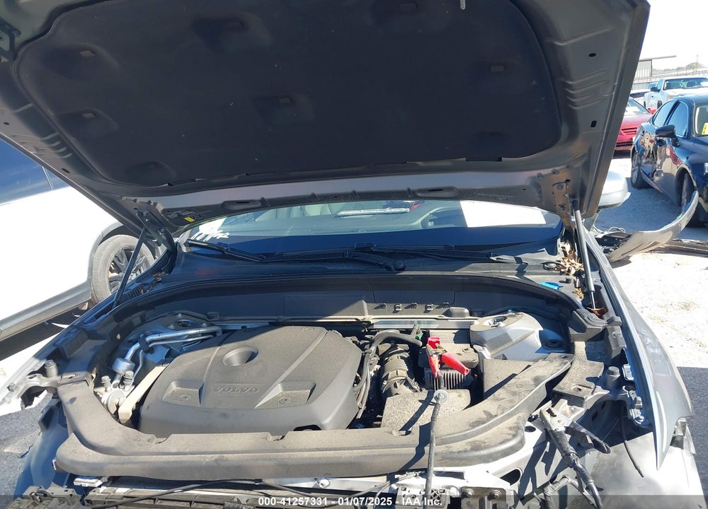 2020 VOLVO XC60 T6 MOMENTUM VIN: YV4A22RK7L1586688