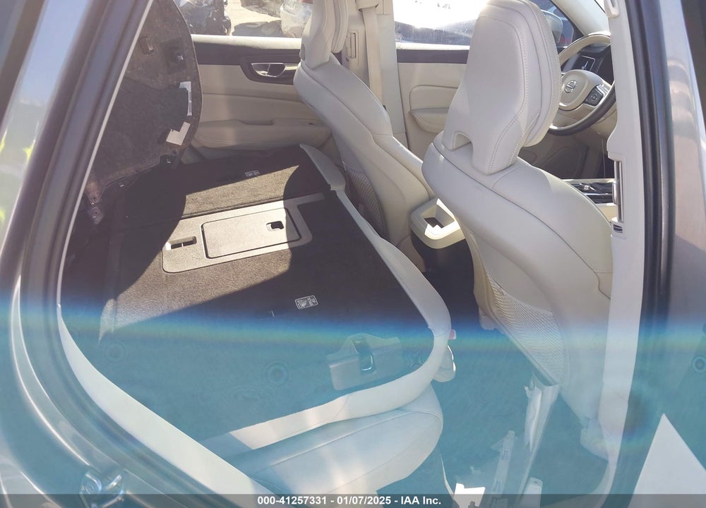 2020 VOLVO XC60 T6 MOMENTUM VIN: YV4A22RK7L1586688