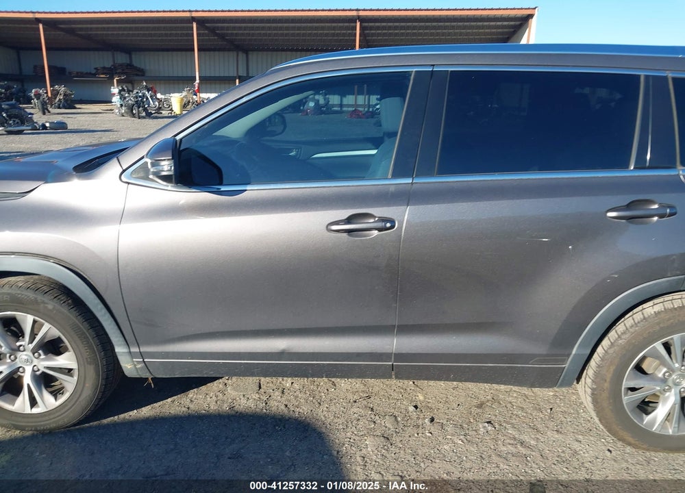 2015 TOYOTA HIGHLANDER XLE V6 VIN: 5TDKKRFH1FS117967