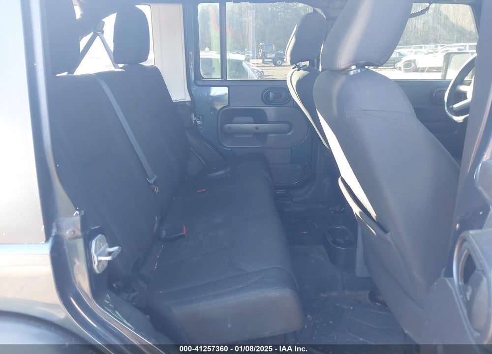 2008 JEEP WRANGLER UNLIMITED SAHARA VIN: 1J4GA59168L518168
