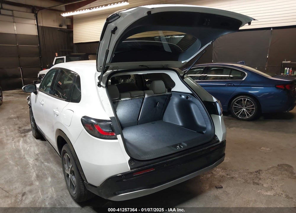2024 HONDA HR-V VIN: 3CZRZ2H76RM767186