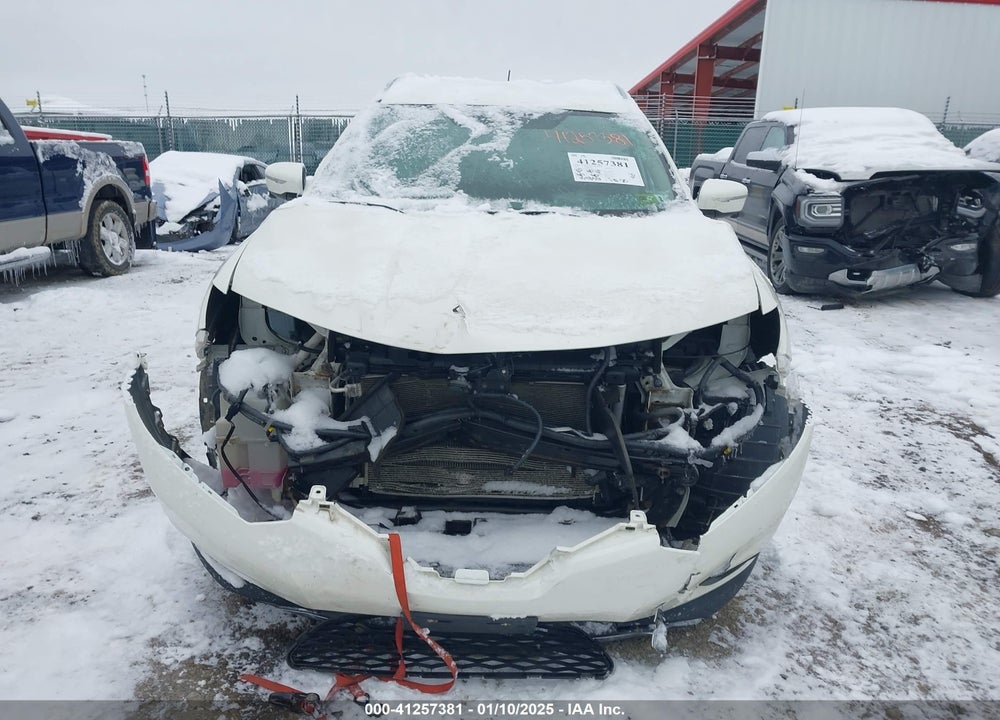 2015 NISSAN ROGUE SV VIN: 5N1AT2MVXFC766852