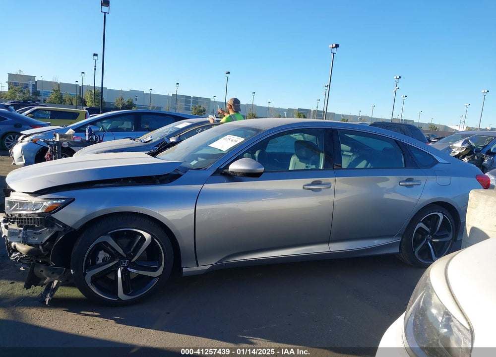 2019 HONDA ACCORD VIN: 1HGCV1F3XKA175523