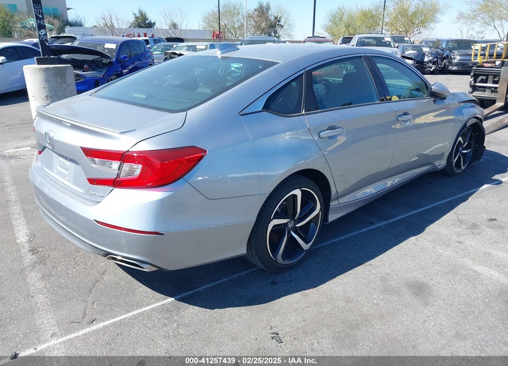 2019 HONDA ACCORD VIN: 1HGCV1F3XKA175523
