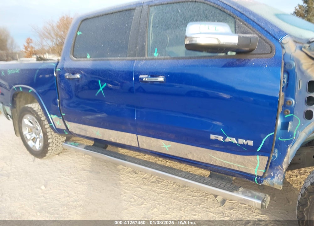 2019 RAM 1500 LAIE  4X4 5'7 BOX VIN: 1C6SRFJT5KN786773