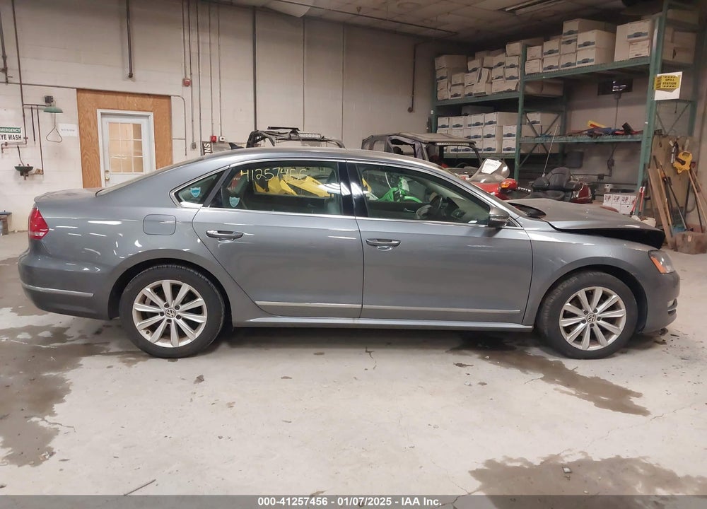 2012 VOLKSWAGEN PASSAT 2.5L SEL PREMIUM VIN: 1VWCP7A32CC082680