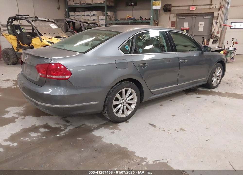 2012 VOLKSWAGEN PASSAT 2.5L SEL PREMIUM VIN: 1VWCP7A32CC082680