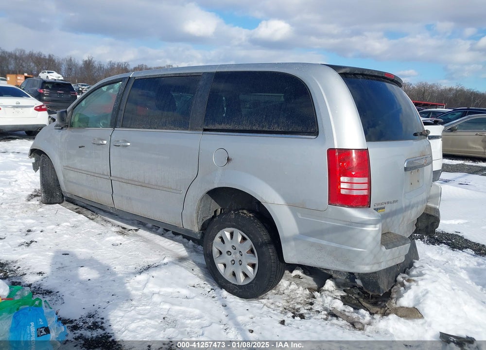 2009 CHRYSLER TOWN & COUNTRY LX VIN: 2A8HR44E29R607101