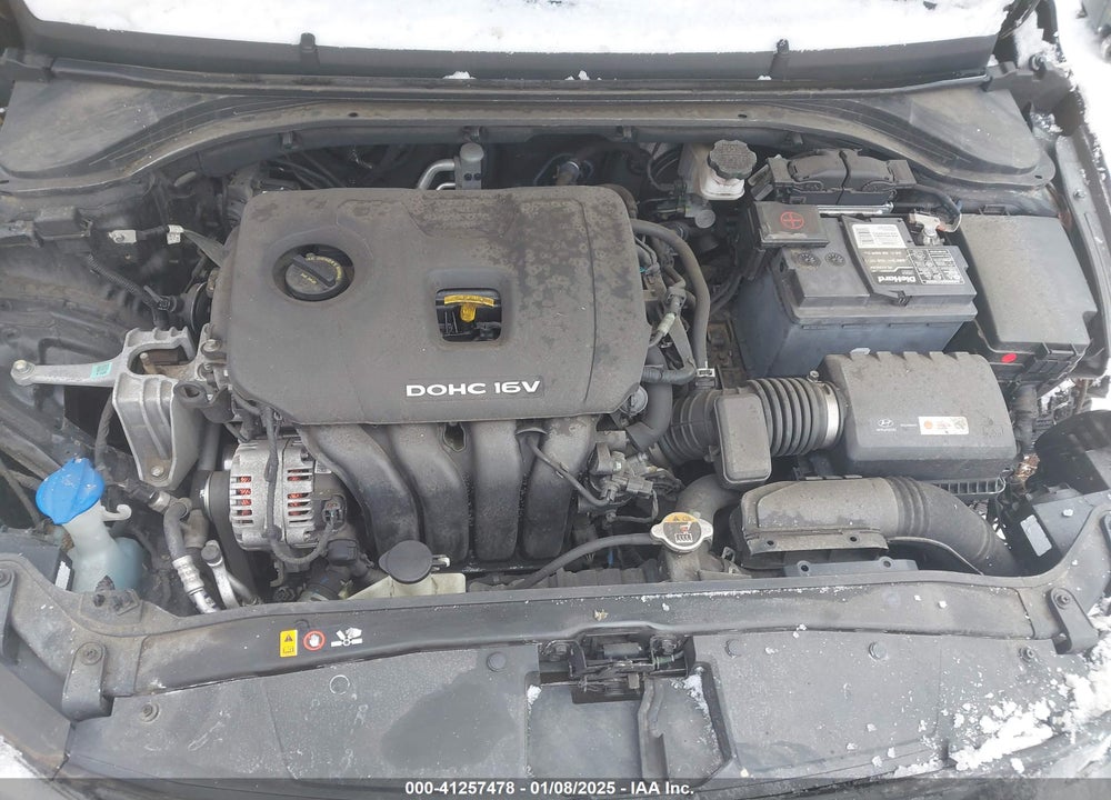 2017 HYUNDAI ELANTRA VIN: 5NPD84LF7HH188712