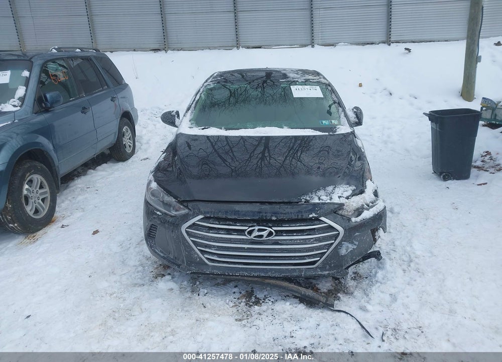 2017 HYUNDAI ELANTRA VIN: 5NPD84LF7HH188712