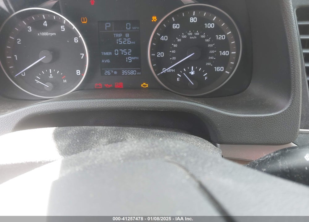 2017 HYUNDAI ELANTRA VIN: 5NPD84LF7HH188712