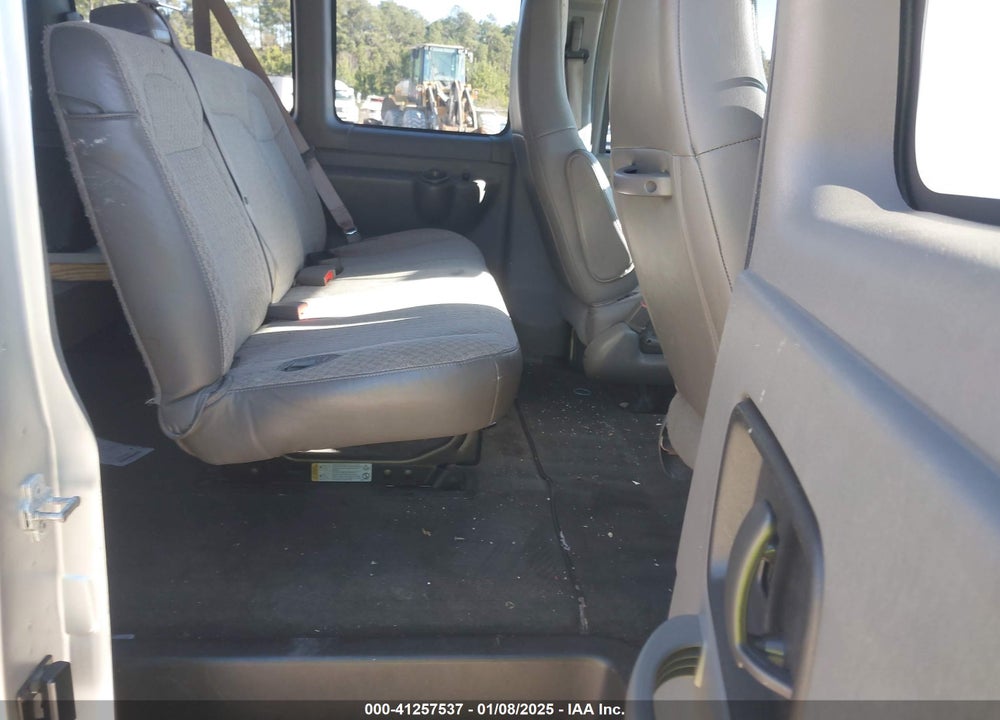 2018 CHEVROLET EXPRESS 2500 LT VIN: 1GAWGFFG0J1242384