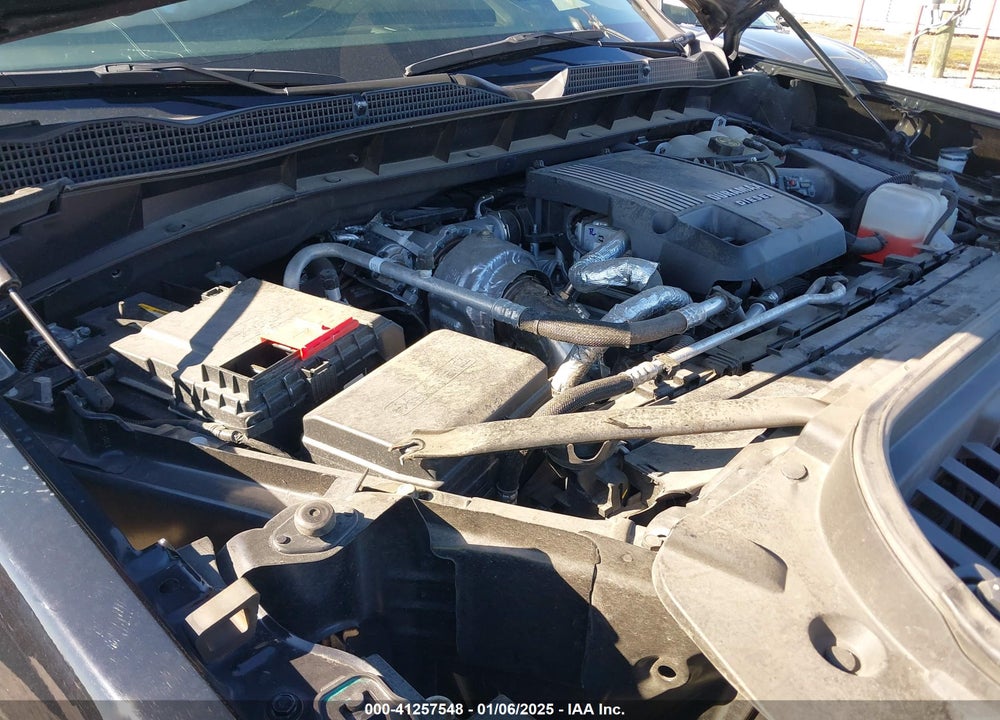 2022 GMC SIERRA 1500 4WD SHORT BOX AT4 VIN: 3GTUUEET1NG595031