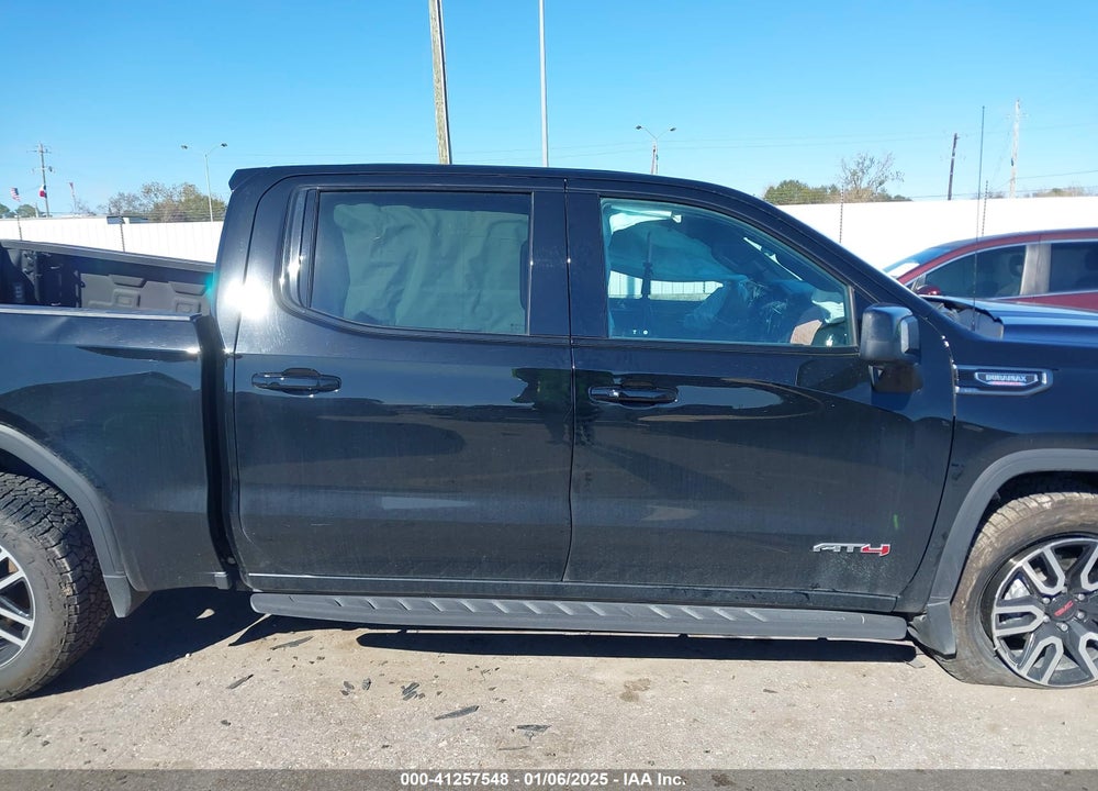2022 GMC SIERRA 1500 4WD SHORT BOX AT4 VIN: 3GTUUEET1NG595031
