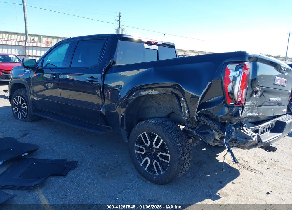 2022 GMC SIERRA 1500 4WD SHORT BOX AT4 VIN: 3GTUUEET1NG595031