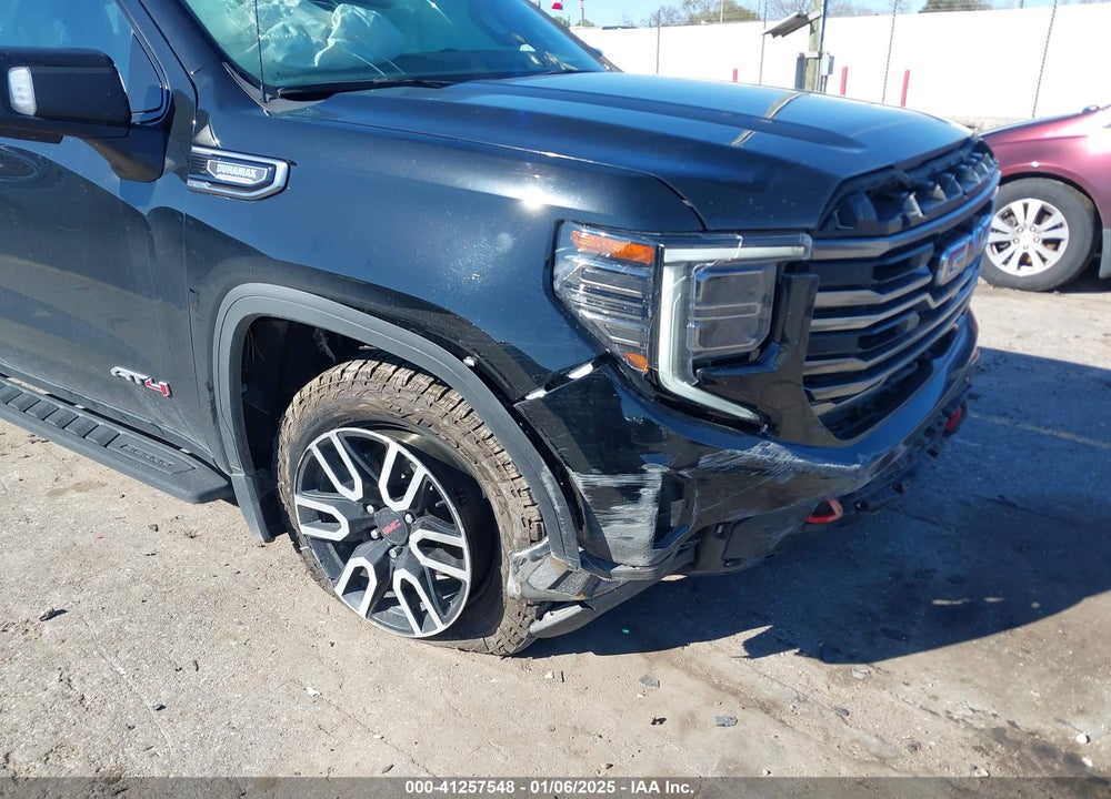 2022 GMC SIERRA 1500 4WD SHORT BOX AT4 VIN: 3GTUUEET1NG595031