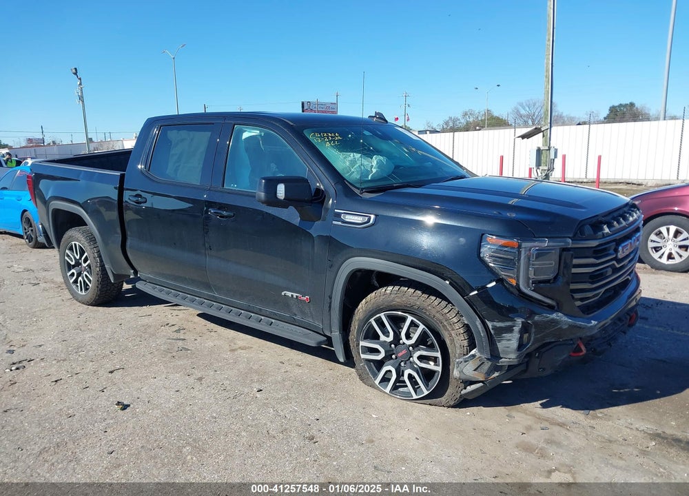 2022 GMC SIERRA 1500 4WD SHORT BOX AT4 VIN: 3GTUUEET1NG595031