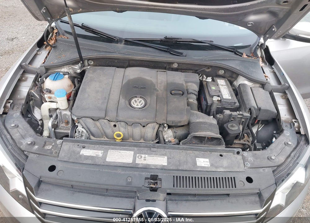 2014 VOLKSWAGEN PASSAT 2.5L SE VIN: 1VWBP7A35EC019460