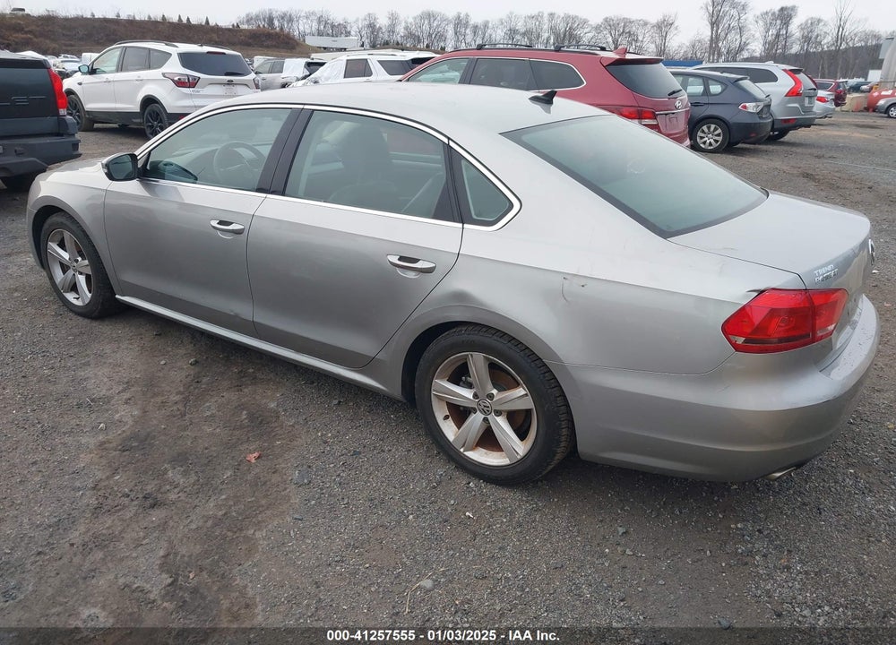 2014 VOLKSWAGEN PASSAT 2.5L SE VIN: 1VWBP7A35EC019460