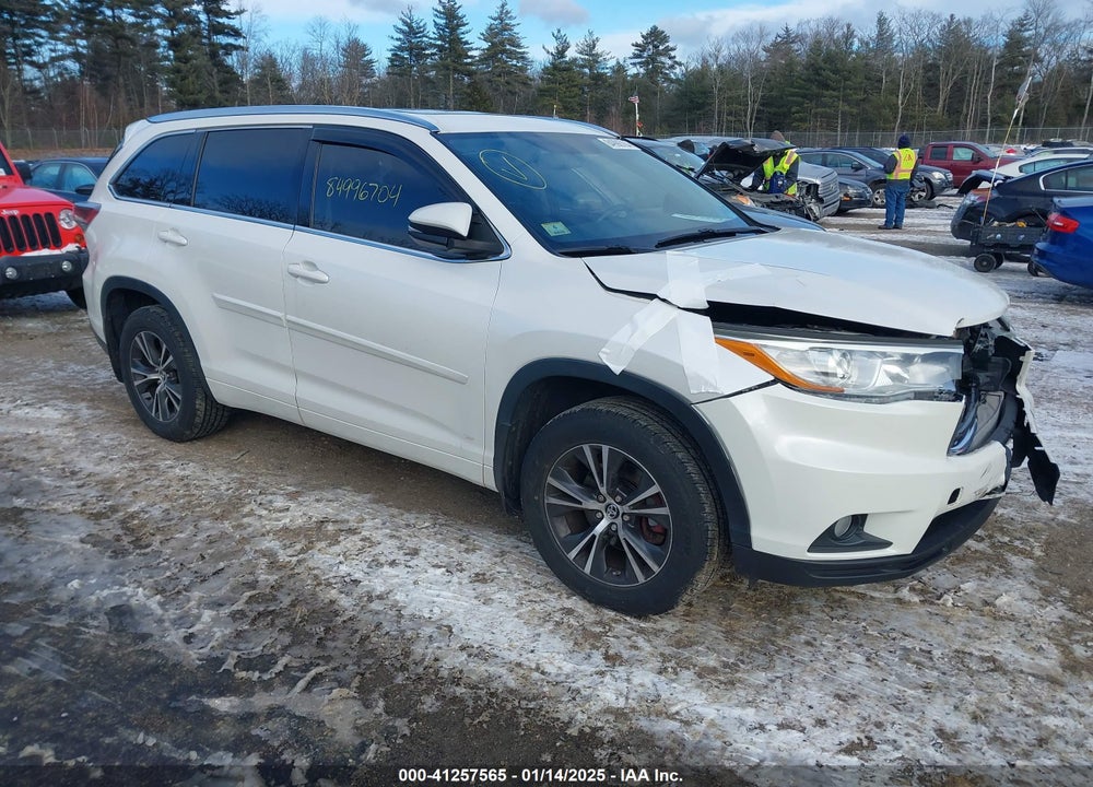 2016 TOYOTA HIGHLANDER XLE V6 VIN: 5TDJKRFH9GS240476