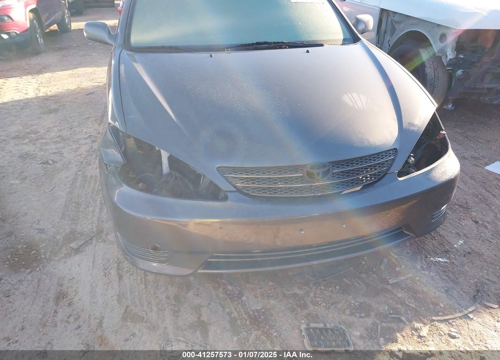 2005 TOYOTA CAMRY SE VIN: 4T1BE32K55U607713
