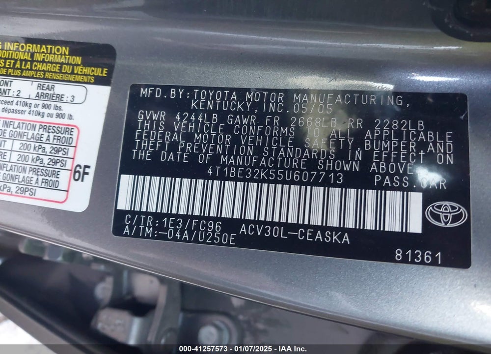 2005 TOYOTA CAMRY SE VIN: 4T1BE32K55U607713