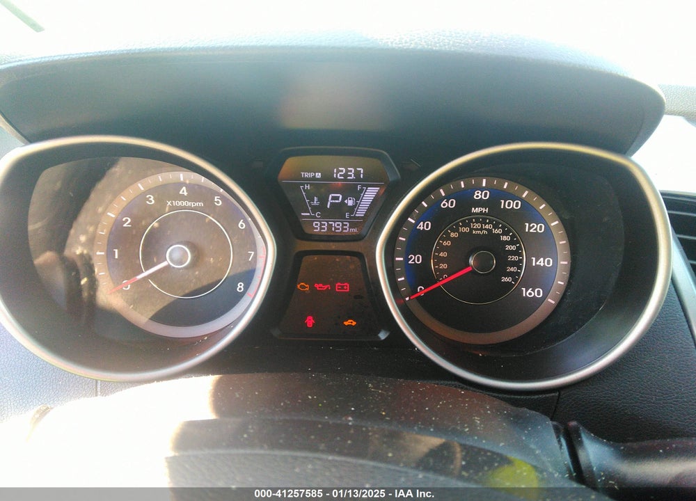 2014 HYUNDAI ELANTRA LIMITED VIN: KMHDH4AE4EU092690