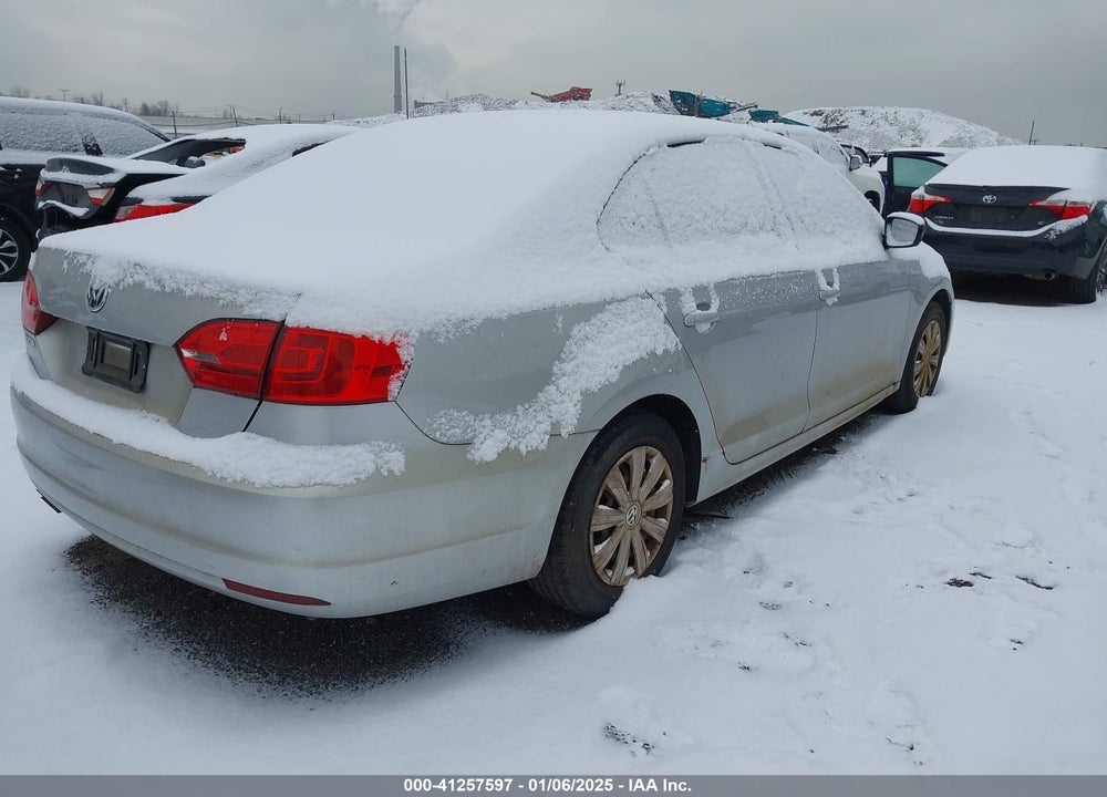 2014 VOLKSWAGEN JETTA VIN: 3VW2K7AJ9EM332023