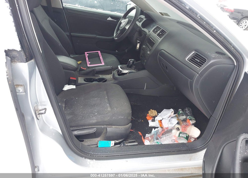 2014 VOLKSWAGEN JETTA VIN: 3VW2K7AJ9EM332023