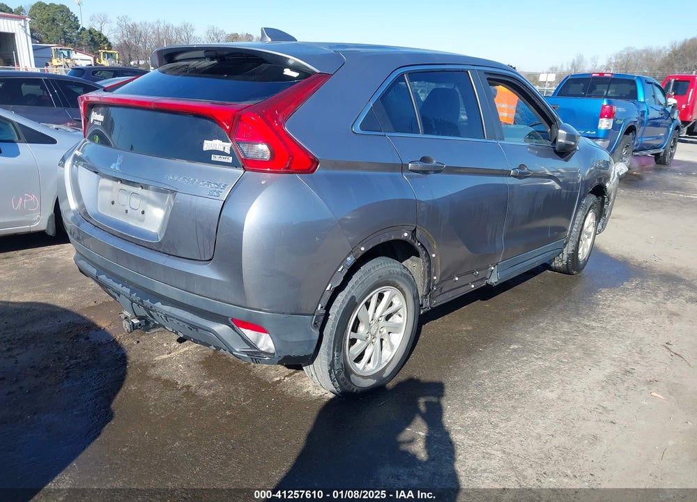 2018 MITSUBISHI ECLIPSE CROSS ES VIN: JA4AT3AAXJZ068141
