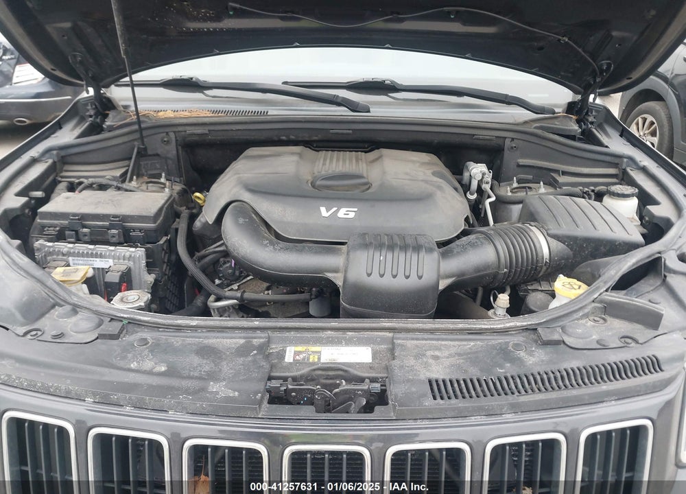 2015 JEEP GRAND CHEROKEE VIN: 1C4RJFBG1FC662100