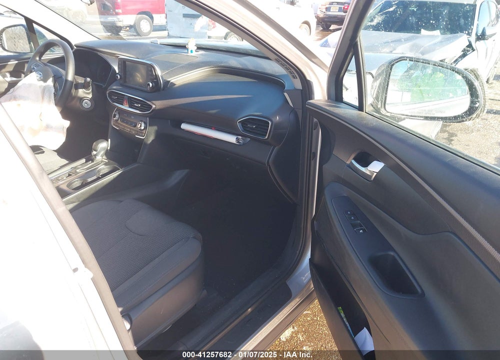 2020 HYUNDAI SANTA FE SE VIN: 5NMS2CAD0LH244452