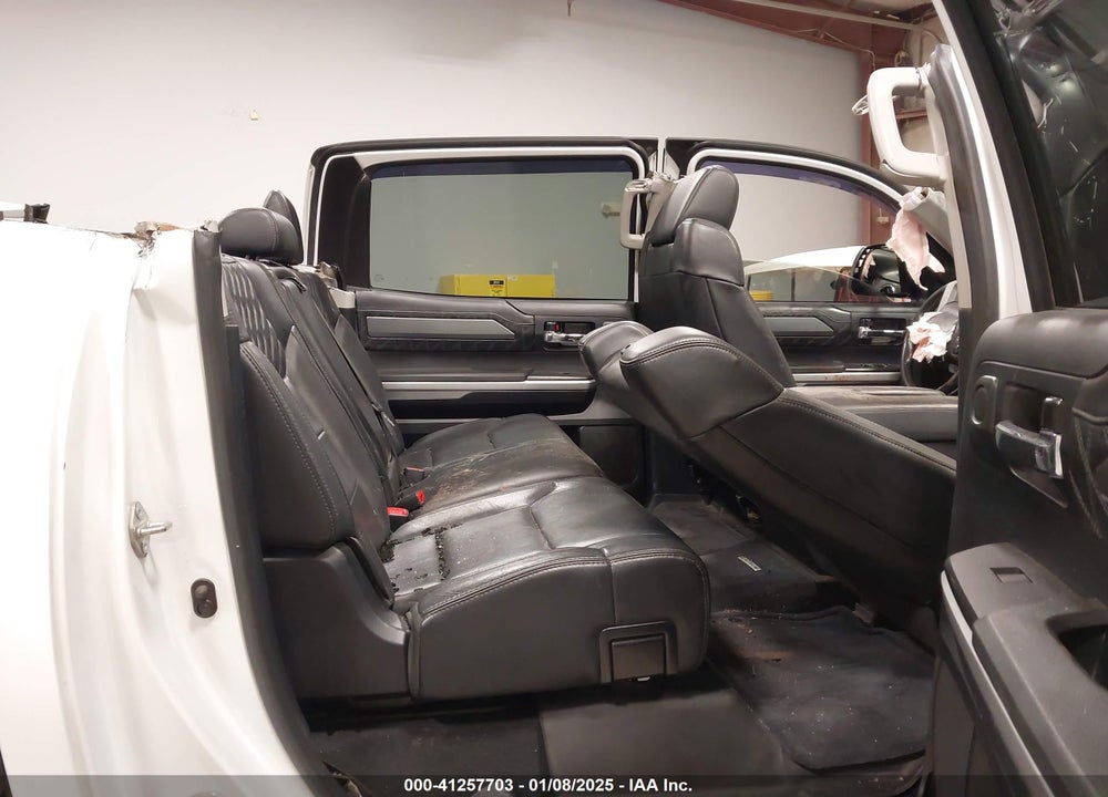 2014 TOYOTA TUNDRA VIN: 5TFAW5F18EX388528