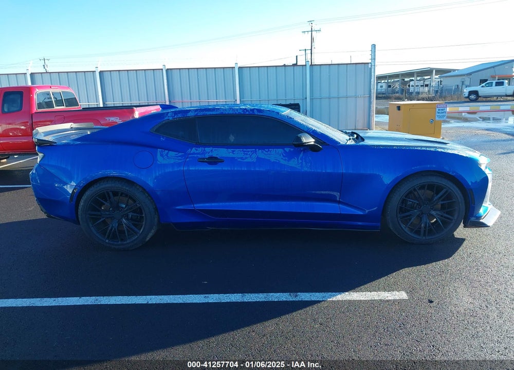 2017 CHEVROLET CAMARO VIN: 1G1FH1R75H0134788