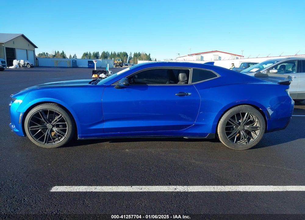 2017 CHEVROLET CAMARO VIN: 1G1FH1R75H0134788