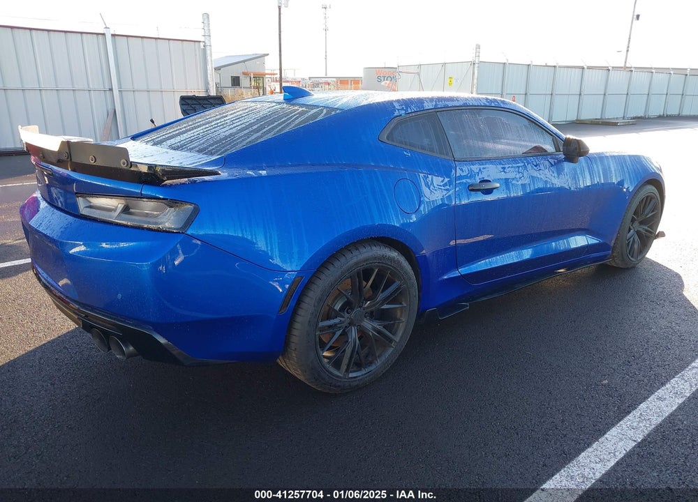 2017 CHEVROLET CAMARO VIN: 1G1FH1R75H0134788